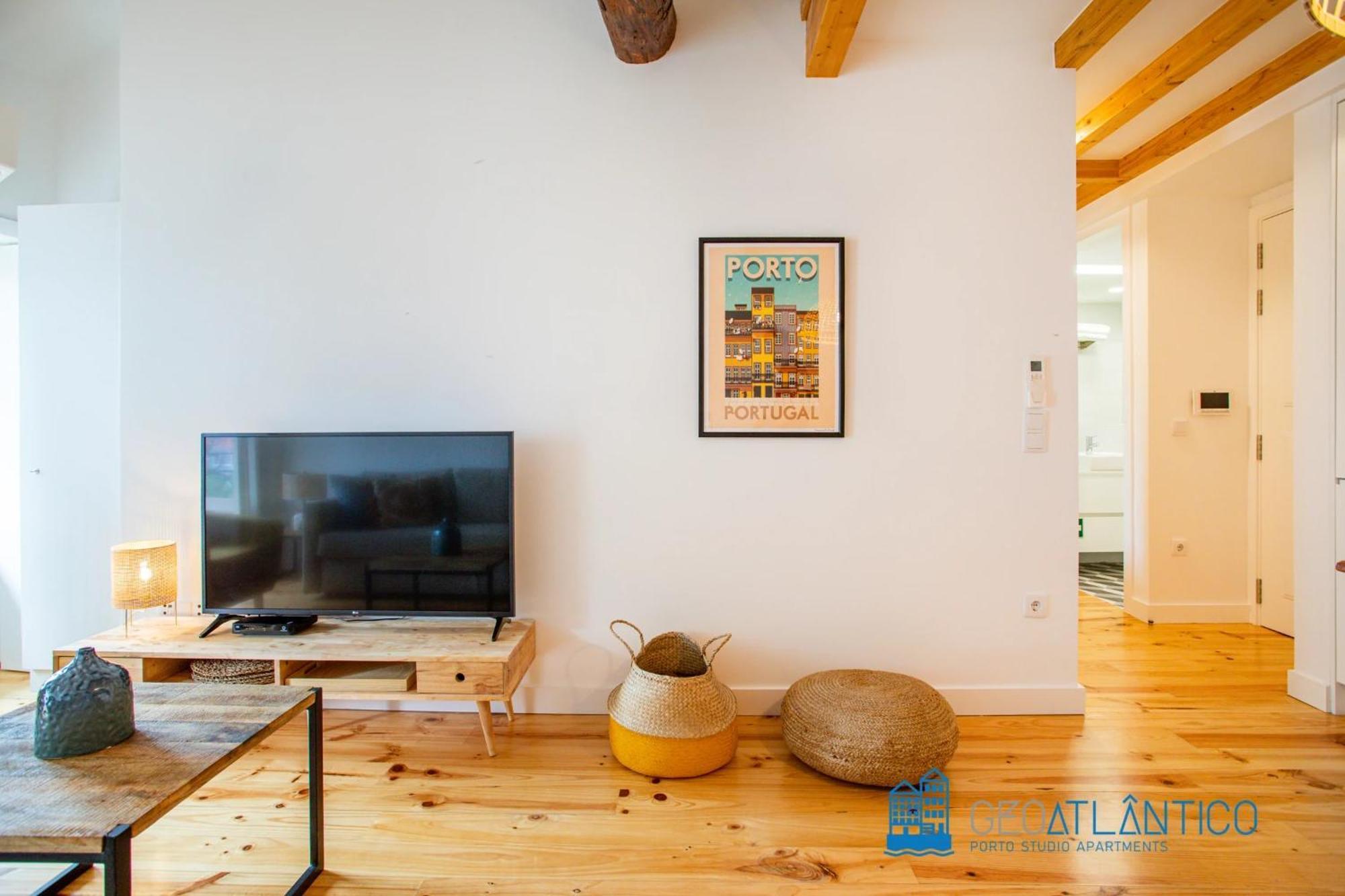 Poveiros Oak Loft - Santo Ildefonso Apartman Porto Kültér fotó