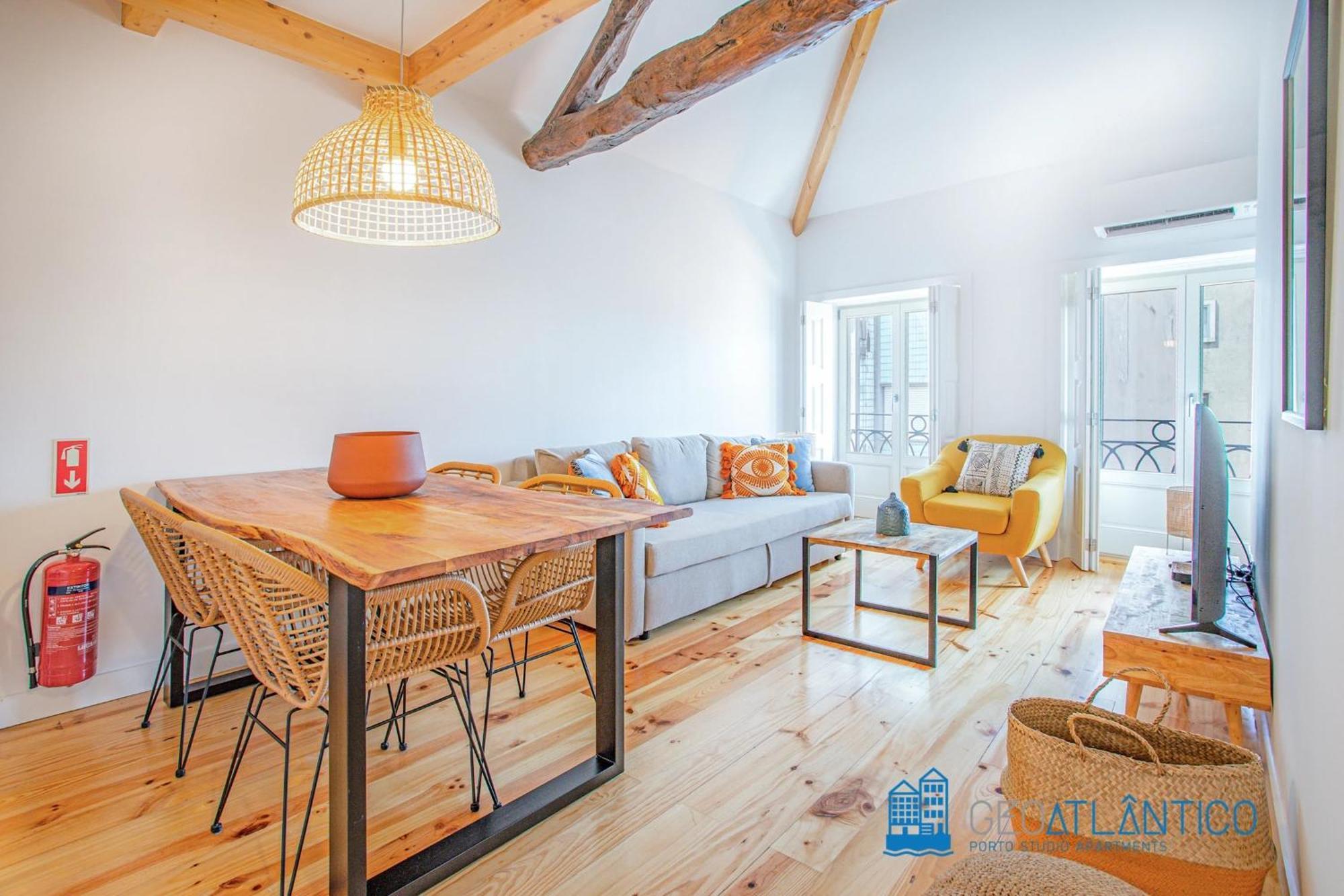 Poveiros Oak Loft - Santo Ildefonso Apartman Porto Kültér fotó