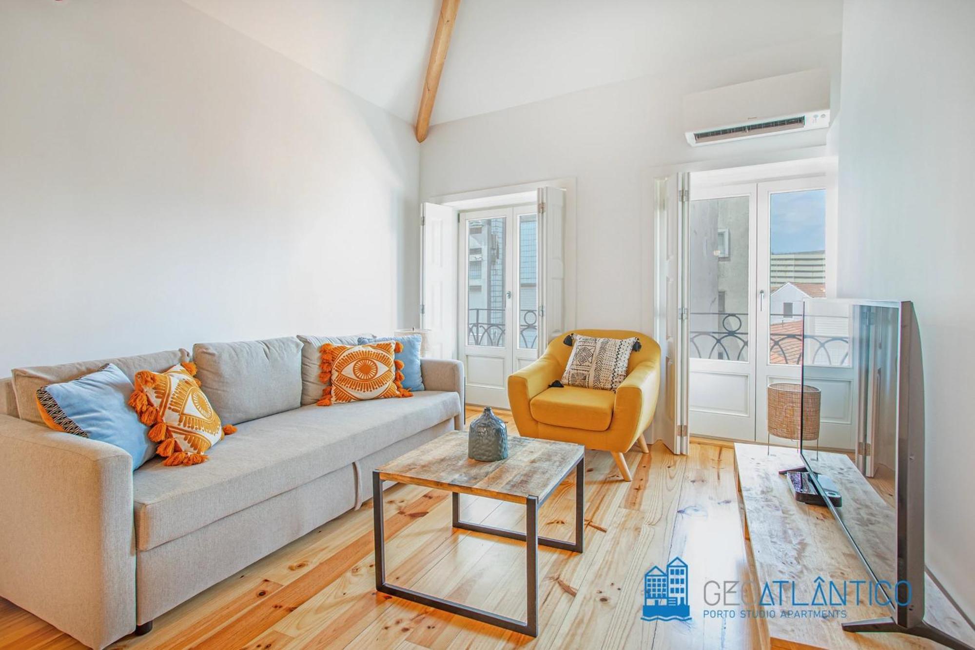 Poveiros Oak Loft - Santo Ildefonso Apartman Porto Kültér fotó