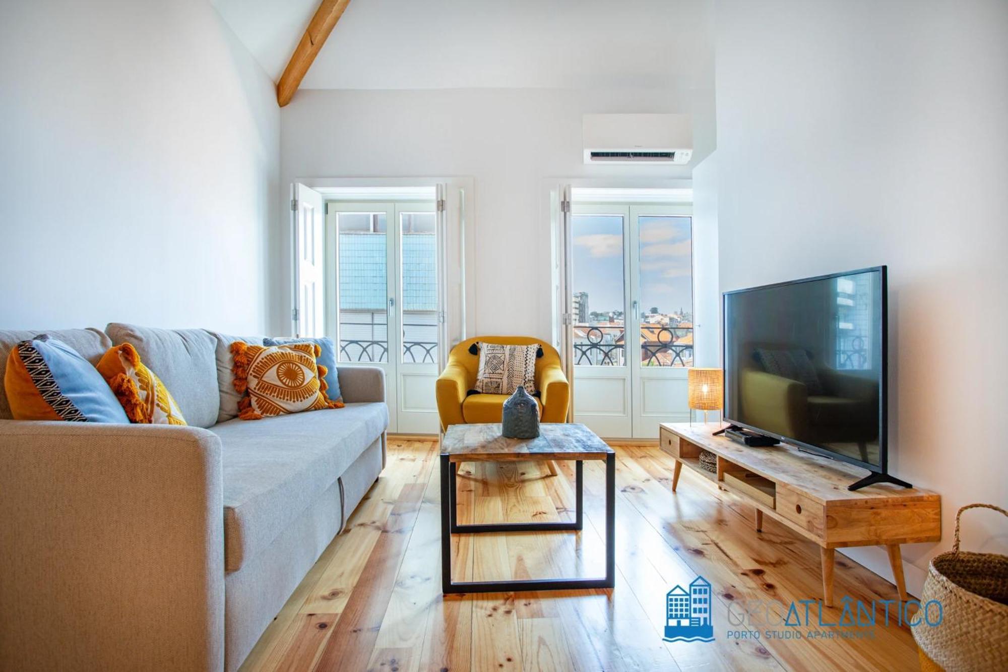 Poveiros Oak Loft - Santo Ildefonso Apartman Porto Kültér fotó