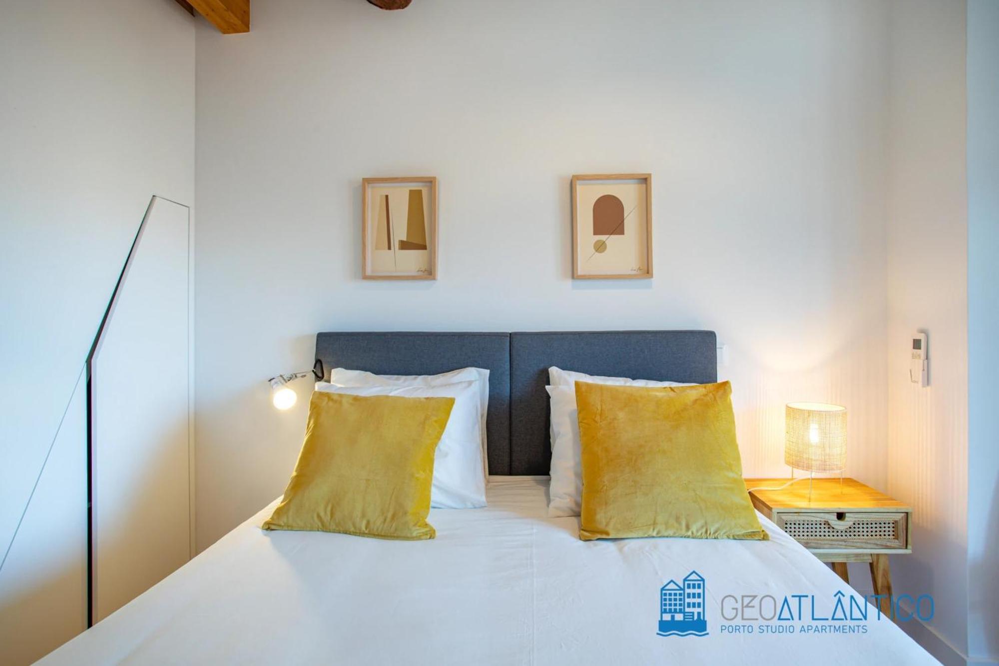 Poveiros Oak Loft - Santo Ildefonso Apartman Porto Kültér fotó