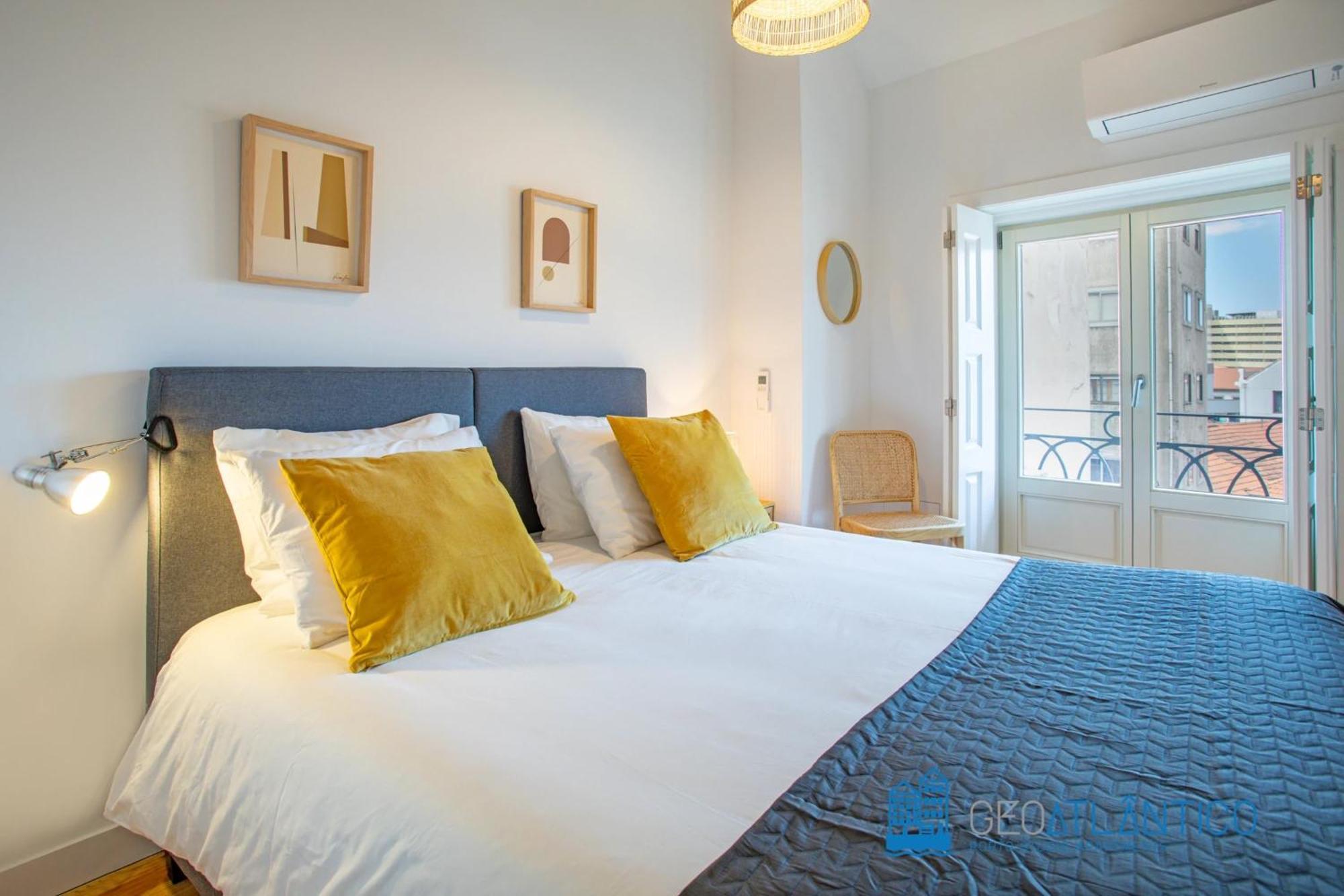 Poveiros Oak Loft - Santo Ildefonso Apartman Porto Kültér fotó