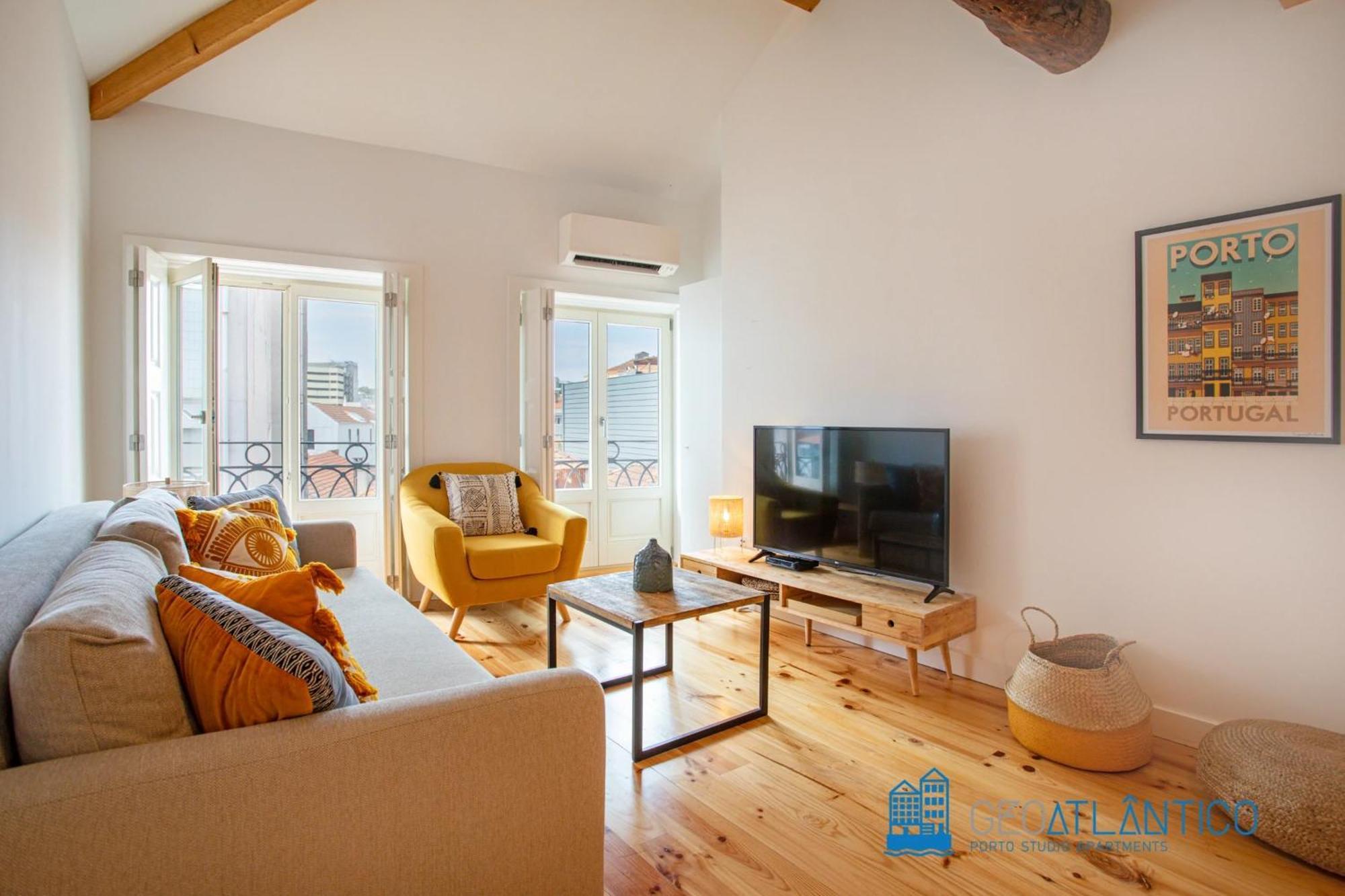 Poveiros Oak Loft - Santo Ildefonso Apartman Porto Kültér fotó